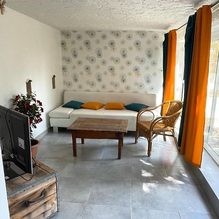 Cocooning Apartment Pujaut Екстериор снимка